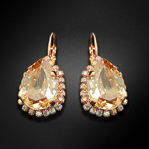 Auskarai "Debesų Lašas III (Auksinė Šešėlis)" su Swarovski™ kristalais